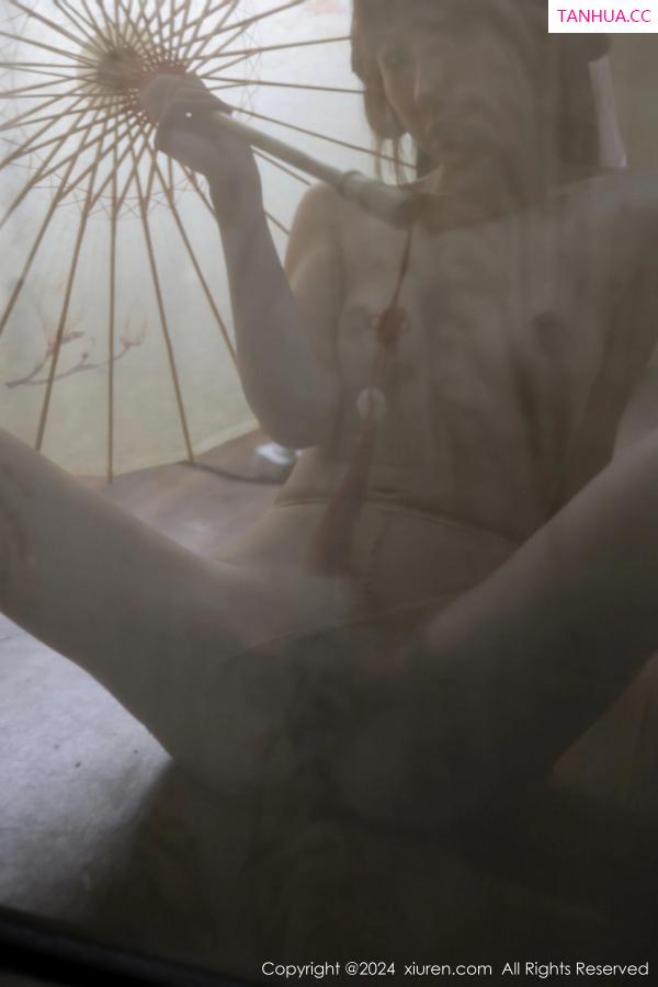   [XiuRen]高清写真图 2024.01.19 No.7989 金tiao 古装美腿第80张图片
